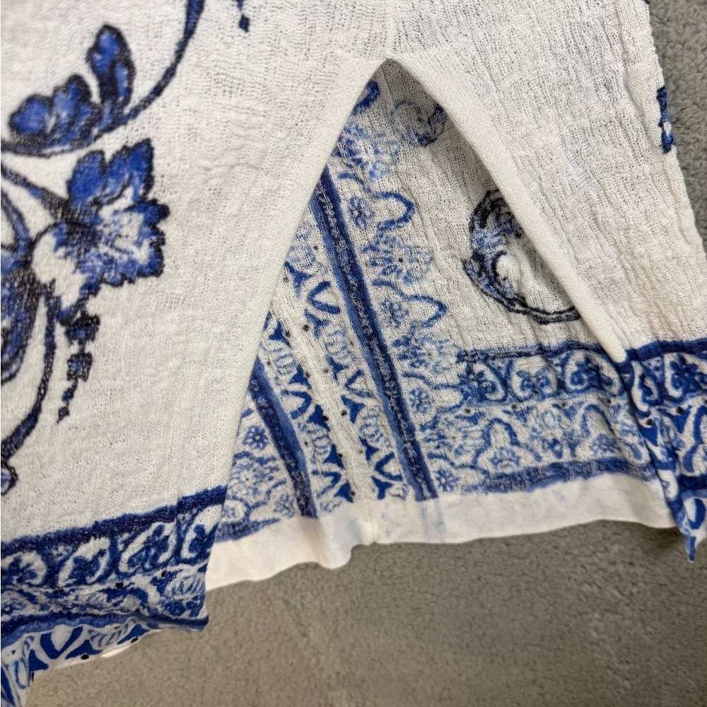 Chicos bohemian open front cardigan/ cover up blue and white size M preowned - Picture 3 of 7